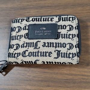 Juicy Couture Zip Around Wallet Medium Furget Me Not Gothic Status Black
